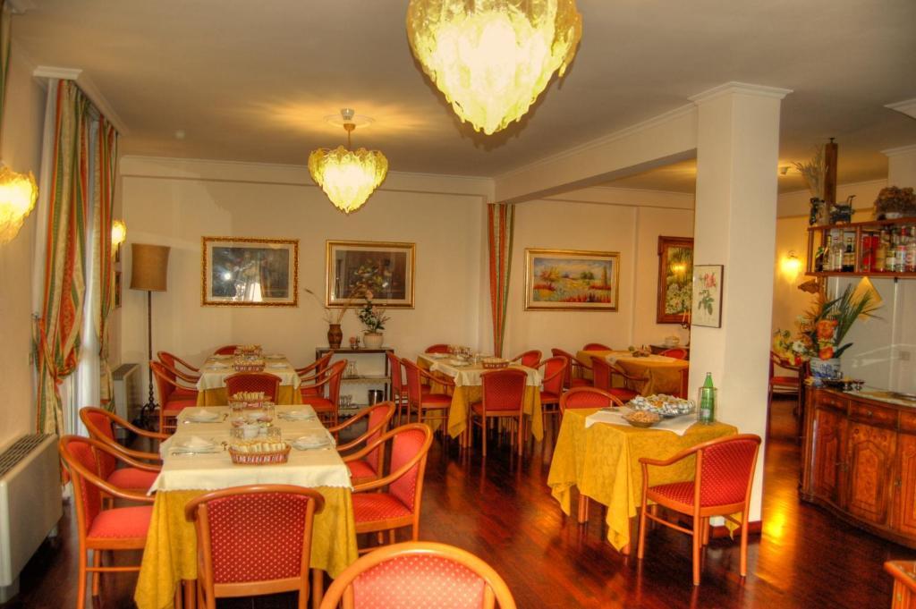 Clarice Hotel Castelnuovo Di Porto Bagian luar foto