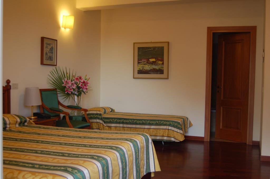 Clarice Hotel Castelnuovo Di Porto Ruang foto