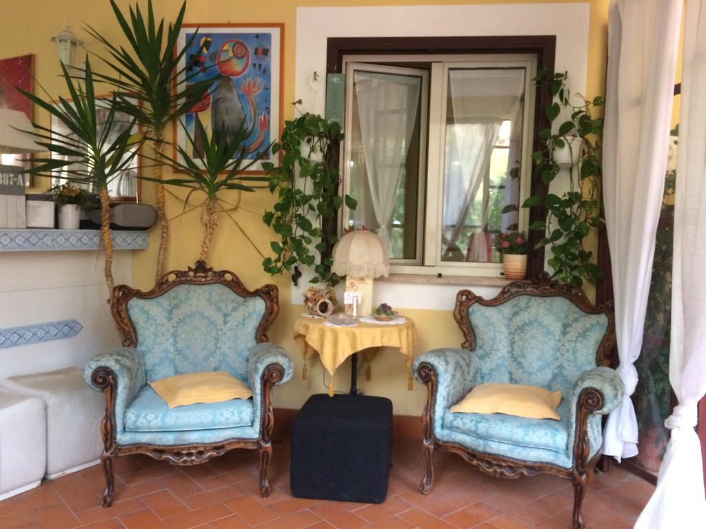 Clarice Hotel Castelnuovo Di Porto Bagian luar foto