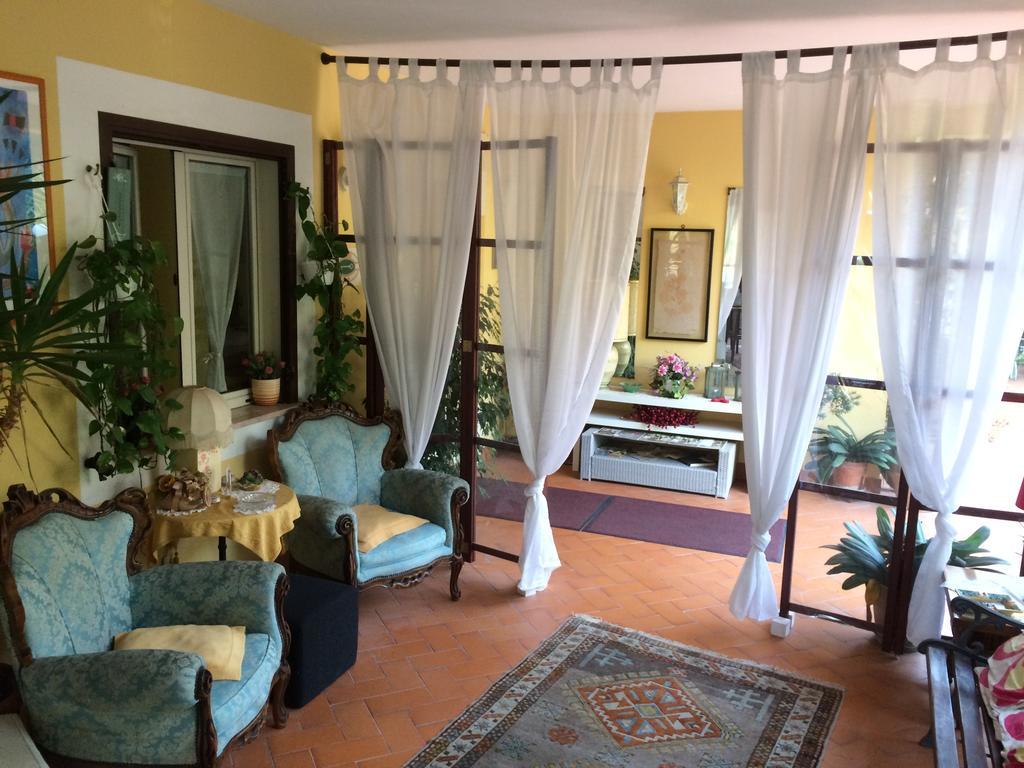 Clarice Hotel Castelnuovo Di Porto Bagian luar foto